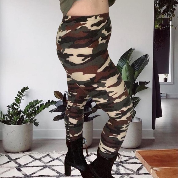 Retro Camo Patterned Y2K Leggings Alt Goth One Size Fits All - Picture 2 of 9